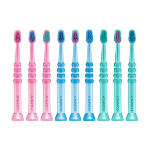 Детская зубная щетка Curaprox с гуммированной ручкой серии Baby